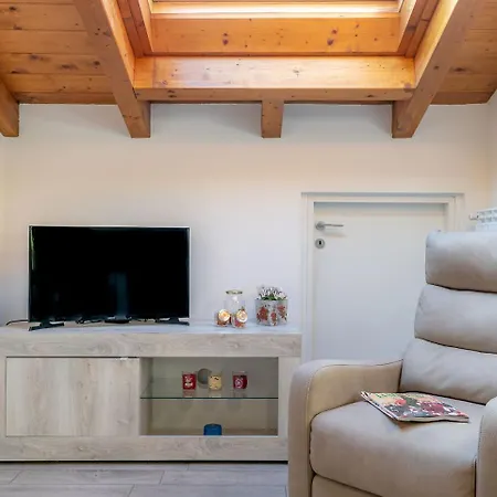 5 Il Tornante アパート *