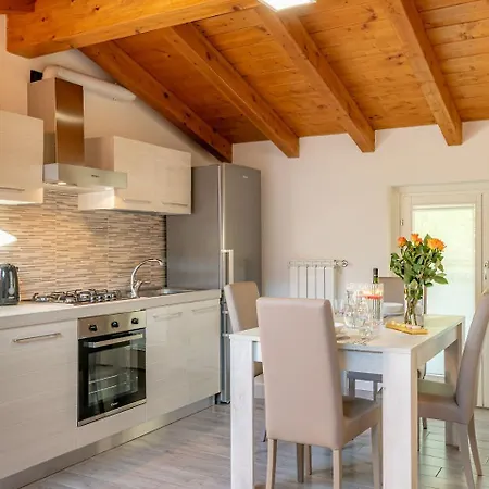 5 Il Tornante アパート ネッソ