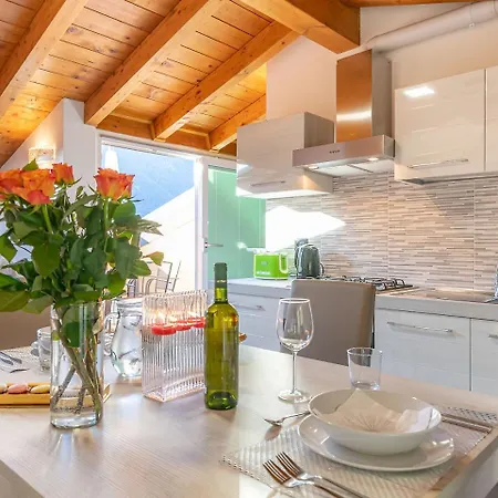 アパート 5 Il Tornante *