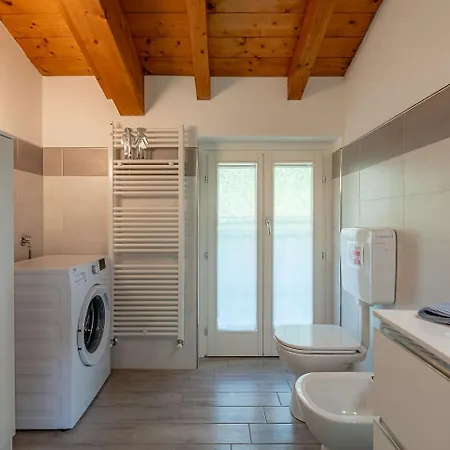 5 Il Tornante アパート ネッソ